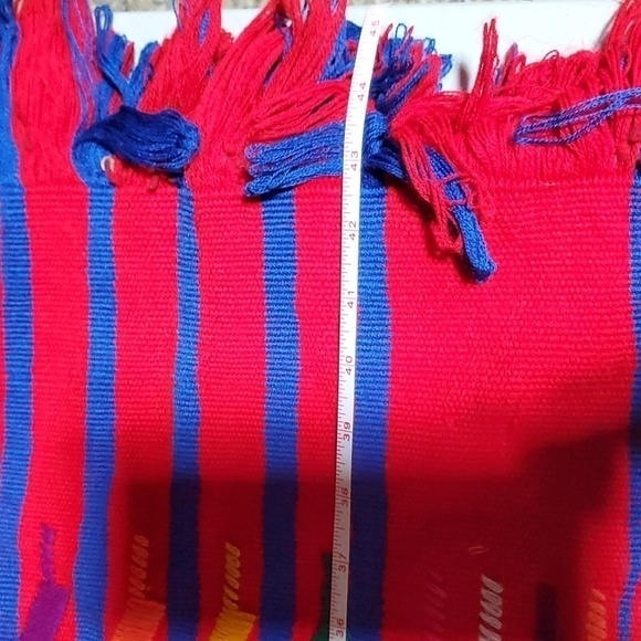 Vintage Handwoven Tzute Red with Animals 32" x 45" Fringed Sz. OS Shawl Cape - Picture 5 of 7